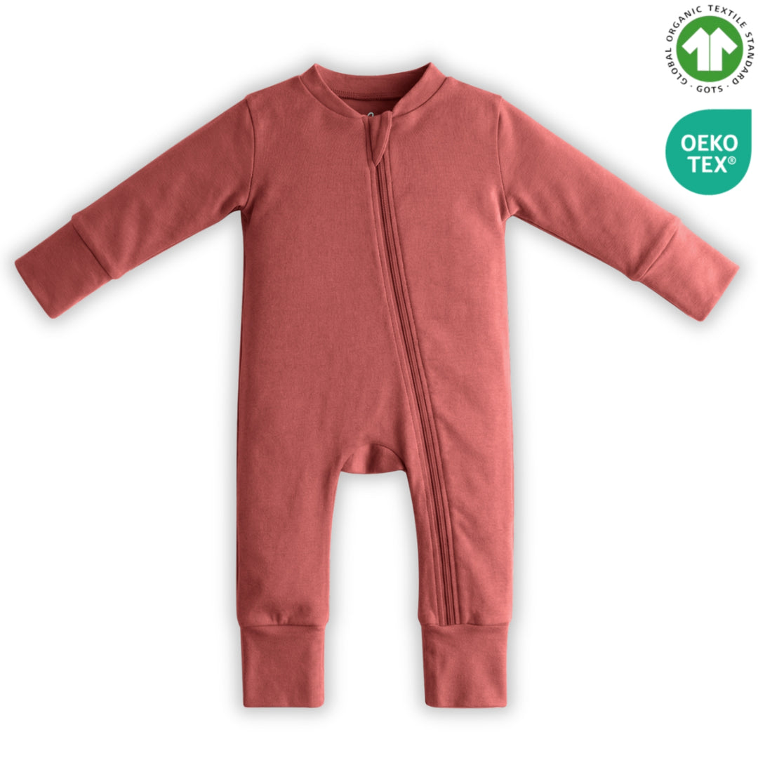 Vegane Bio-Babymode von Elsara, langärmliger rosafarbener Overall mit GOTS- und OEKO-TEX-Zertifikaten