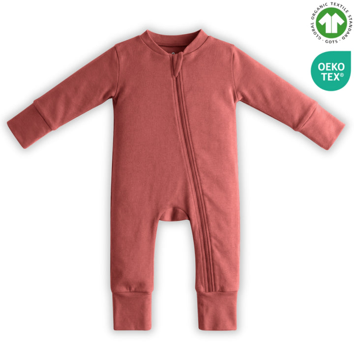 Vegane Bio-Babymode von Elsara, langärmliger rosafarbener Overall mit GOTS- und OEKO-TEX-Zertifikaten